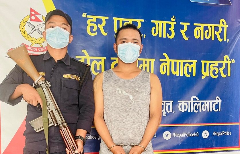 बिहे गर्छु भनेर बलात्कार गरे, एक लाख नगद पनि लुटे