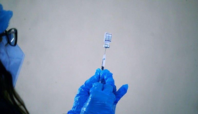 पहिलो चरणमा २७ जिल्लाका ५ देखि ११ वर्षका बालबालिकालाई फाइजर खोप दिइने