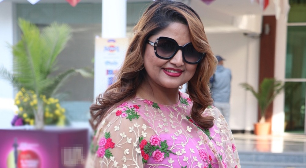 ‘छोडपत्र’ निर्देशन गर्दै दीपा