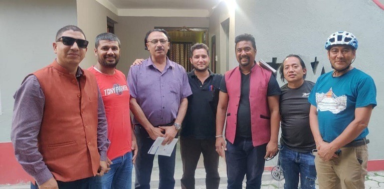 रवि लामिछानेका दाजुभाइ नै चुनाव उठ्ने