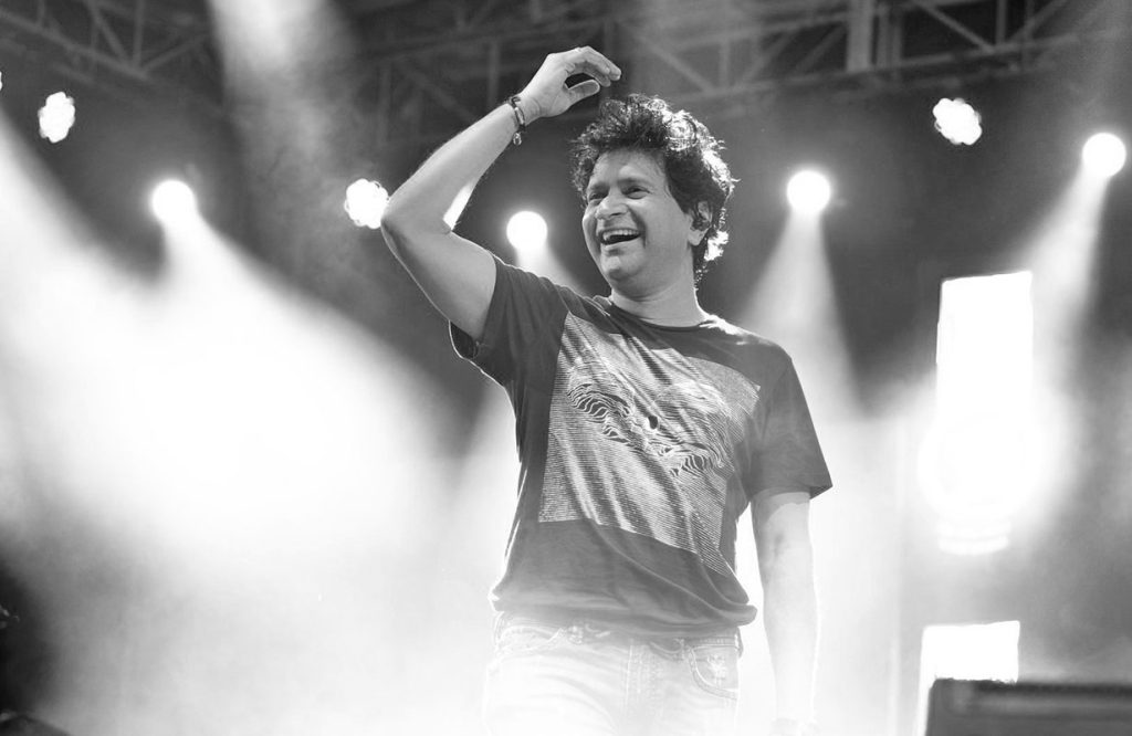 बलिउडका चर्चित गायक केकेको निधन