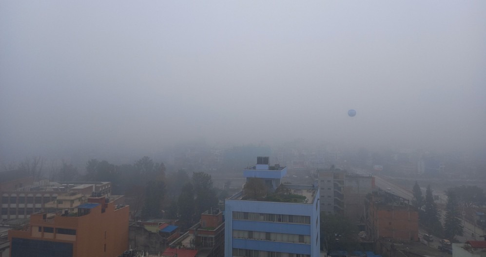 दिल्लीबाट आएका दुई जहाज काठमाडौंको मौसम बिग्रिएपछि लखनउ डाइभर्ट