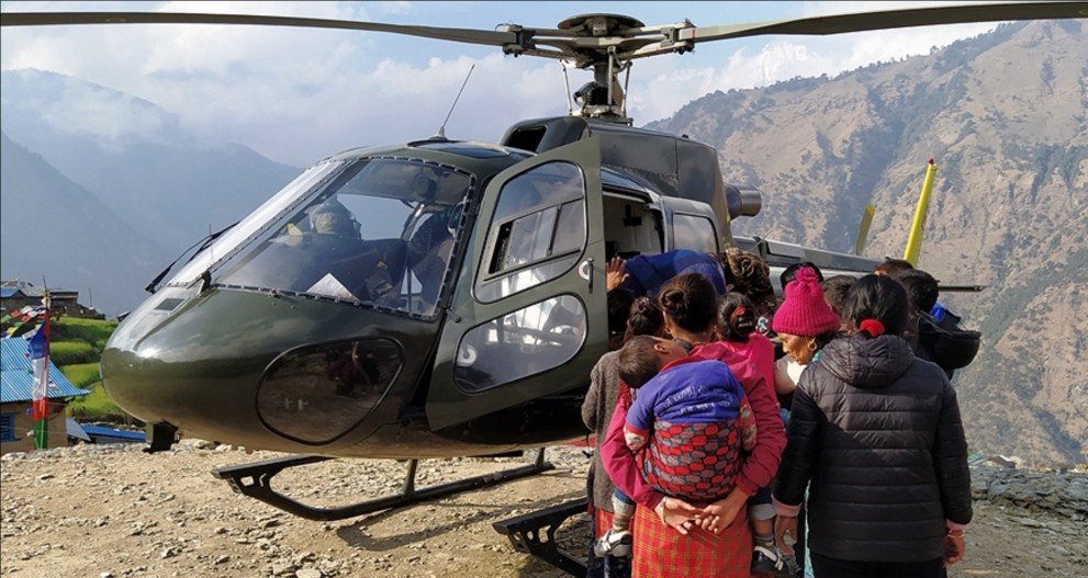 मृत्युको मुखबाट जोगिएका आमाहरू