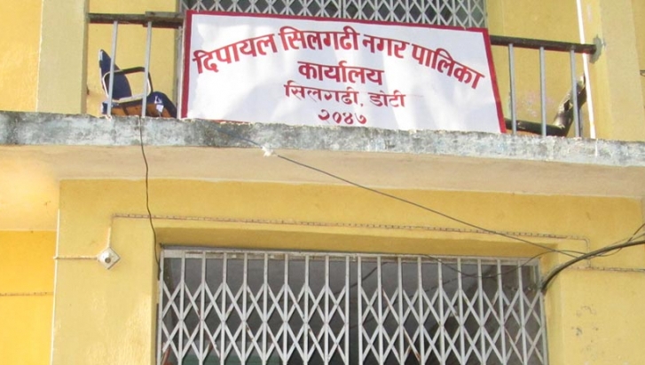 डोटीमा पत्रकार, विद्यार्थी र ज्येष्ठ नागरिकलाई नगरबसमा ५० प्रतिशत छुट