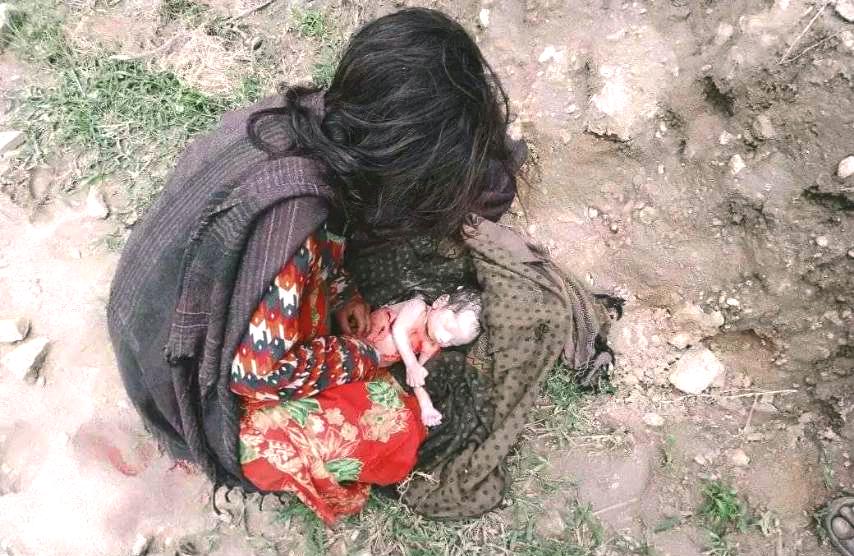 बाजुरामा एक गर्भवति महिला बाटोमै सुत्केरी भएपछि…