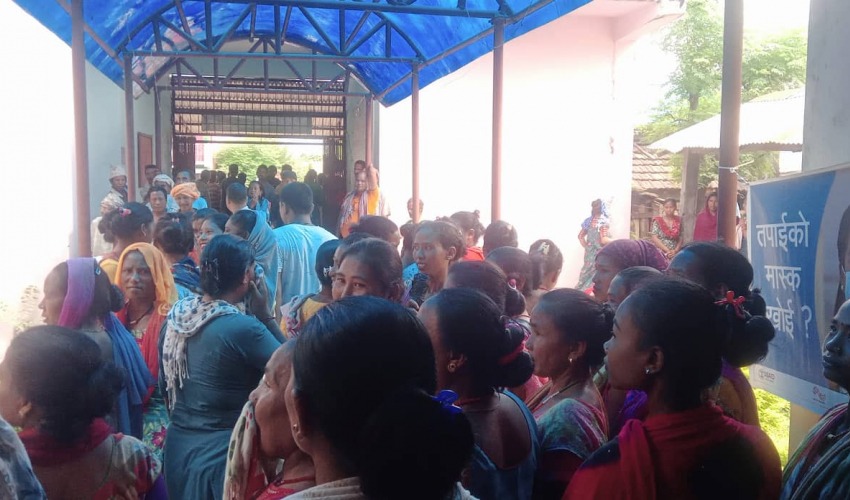 धनगढी-१८ को कार्यालयमा तालाबन्दी, यस्तो छ कारण