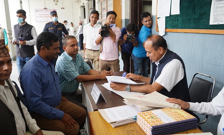 एउटै चुनाव चिह्न प्रयोग गर्न माओवादी केन्द्र र नेसपाले आयोगमा दिए निवदेन