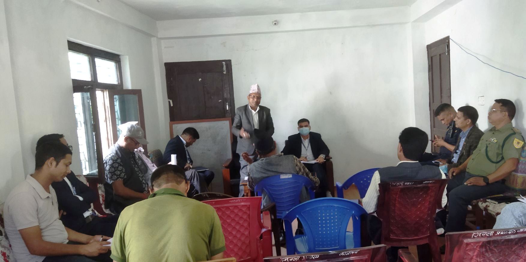 मतदाता अध्यावधिकमा सहयाेग गर्न स्थानिय तहलाइ निर्वाचन कार्यालय बाजुराकाे अनुराेध