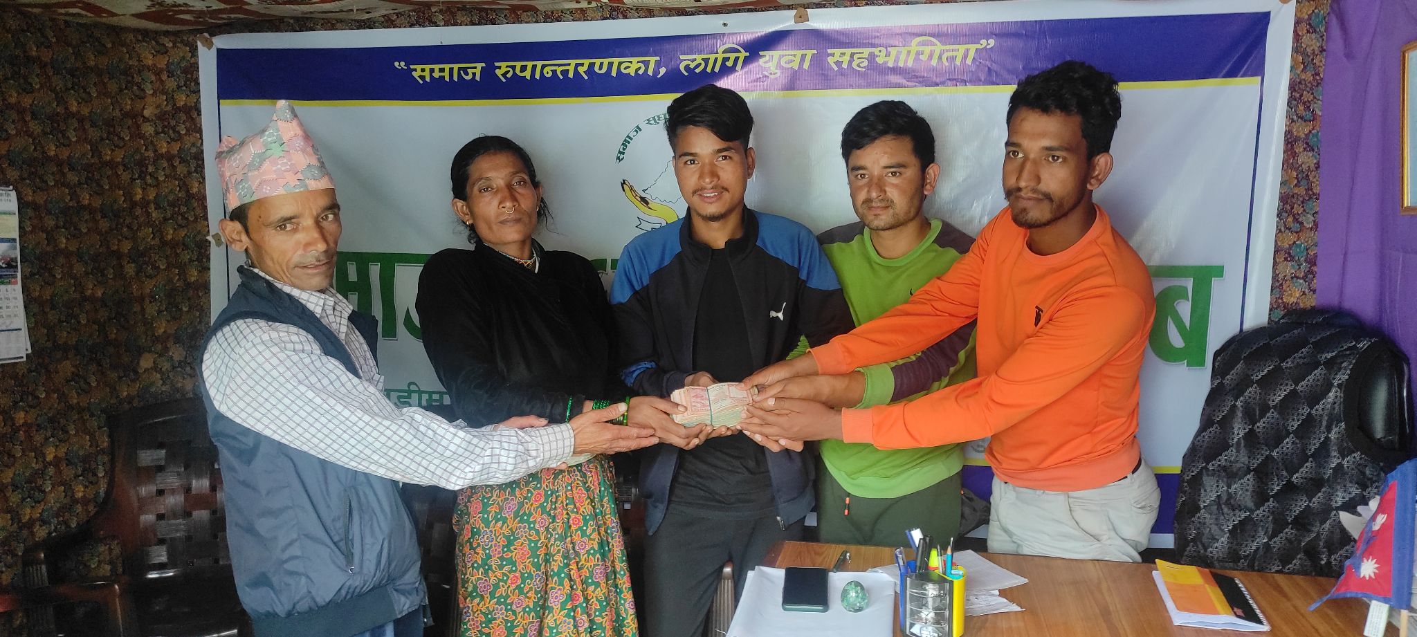 क्यान्सर पीडित प्रकाश सार्की बचाउ अभियानमा २ लाख ८७हजार संकलन