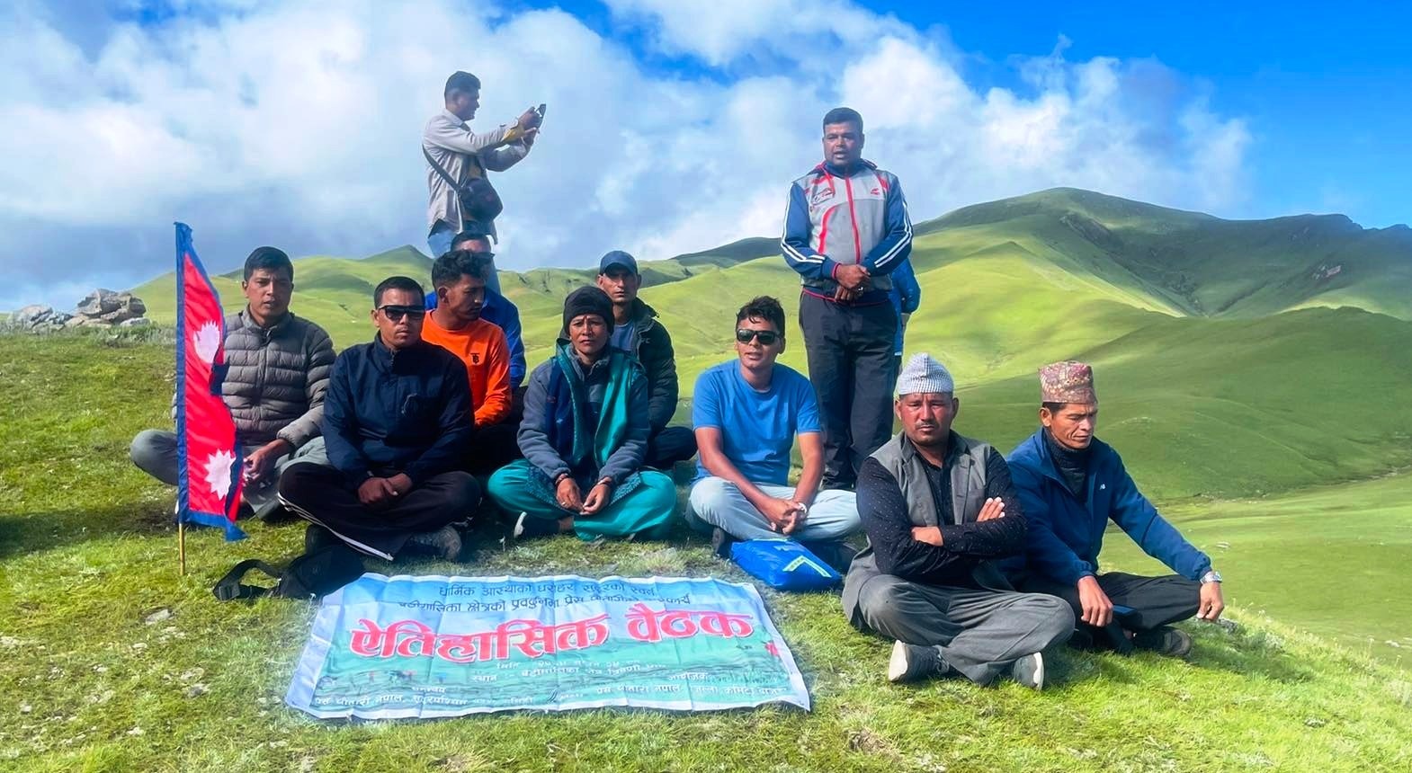 प्रेस चौतारी बाजुराको ऐतिहासिक वैठक बडीमालिकामा