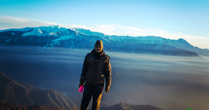 बाजुरा चिनाउन कस्सिएका २४ वर्षीय मनोज रेग्मी