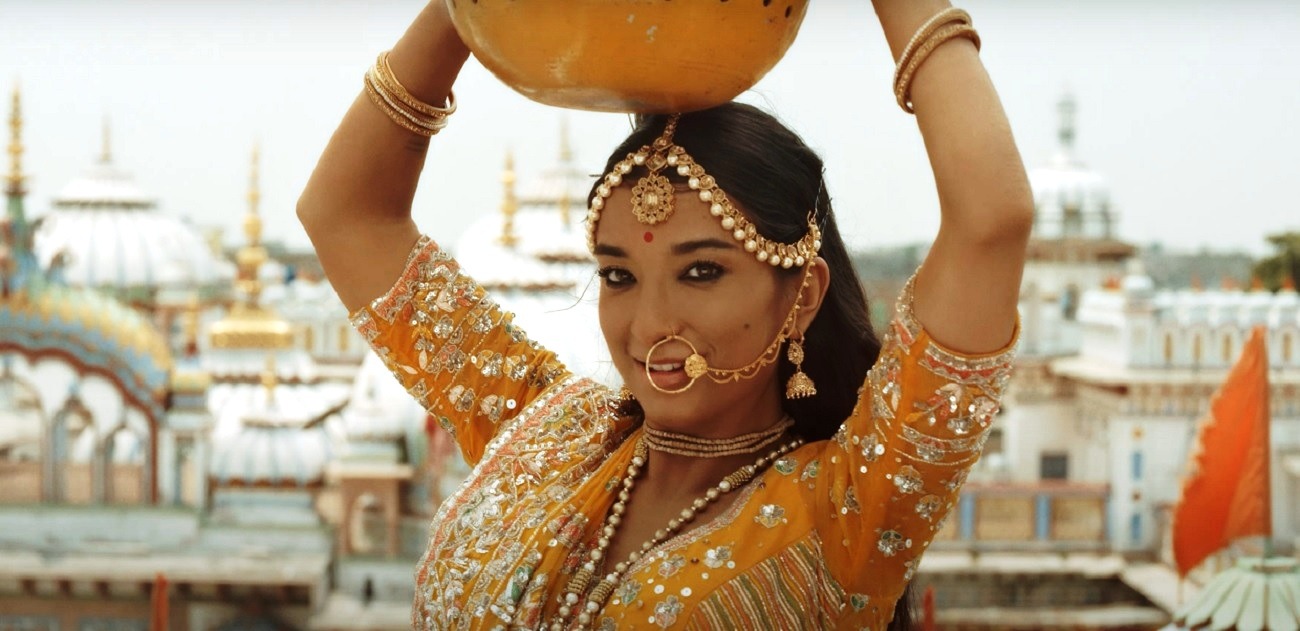 फिल्म ‘भागवत् गीता’मा यस्तो देखिइन् सुहाना थापा