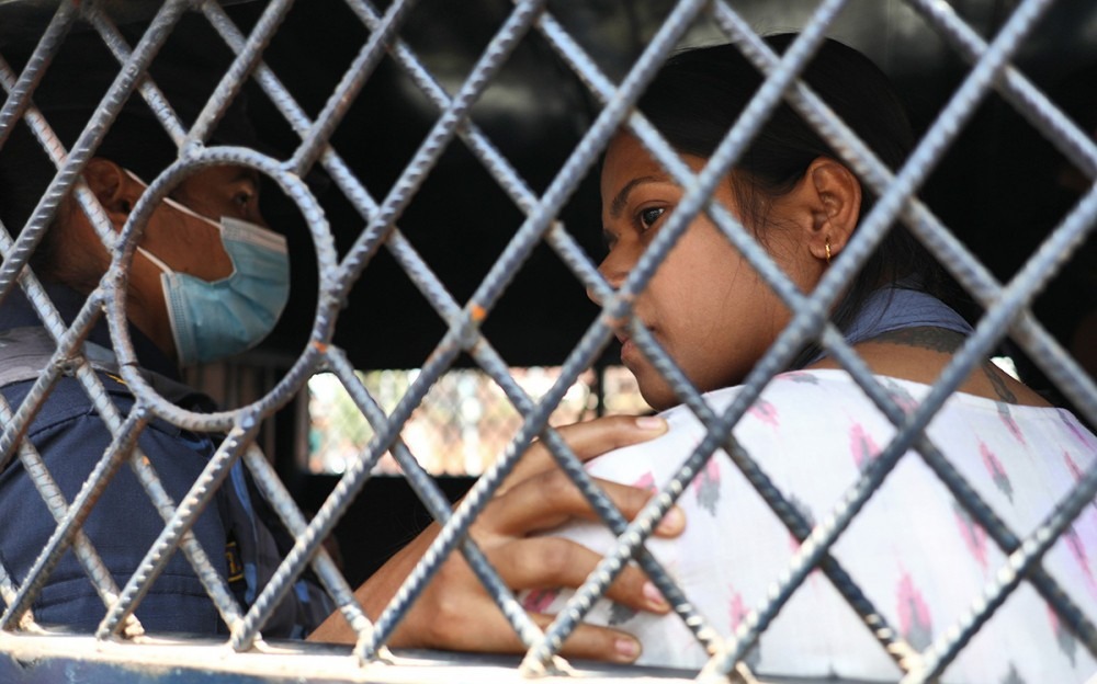 न्याय माग्दै अनशन बसेकी निहारिका पक्राउ