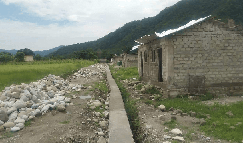 डडेल्धुरामा बाढीपीडितले पाए १९ वर्षपछि घर