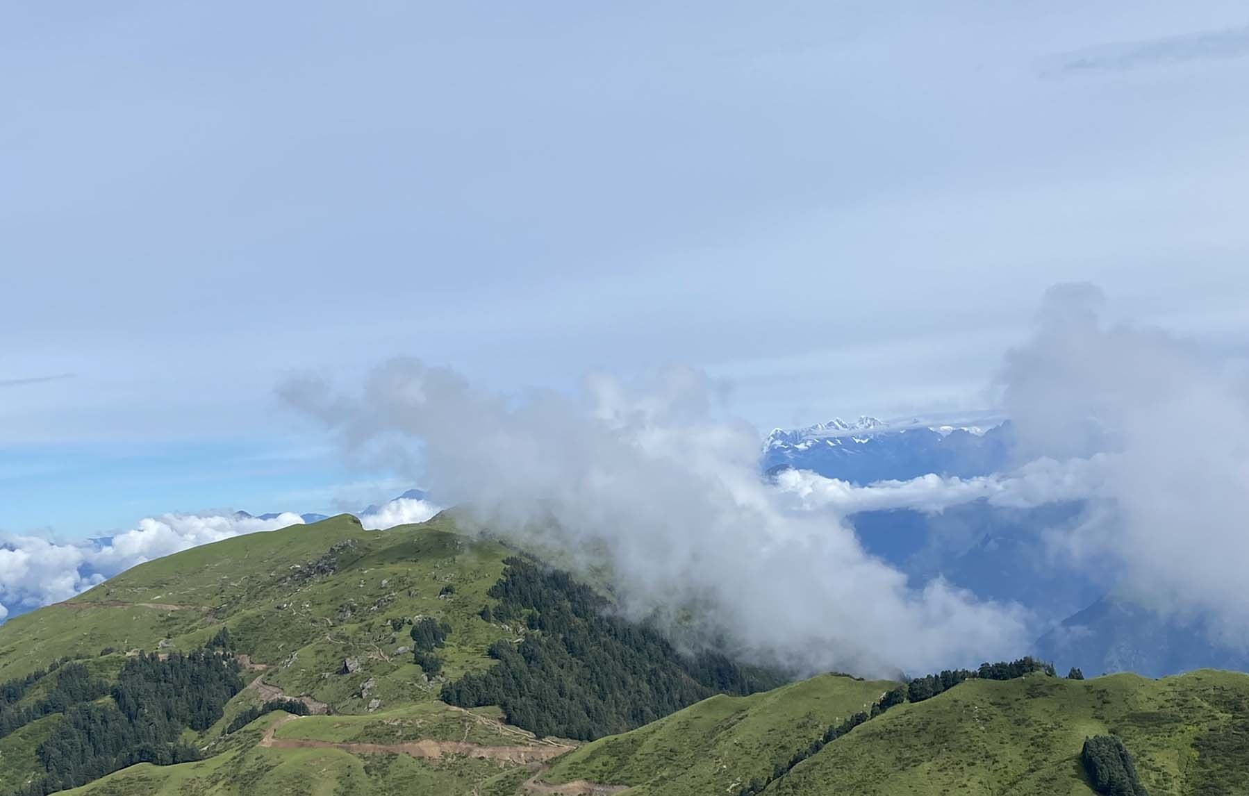 बडिमालिका पाटनमा डोजर, सडकका नाममा पाटन छियाँछिया