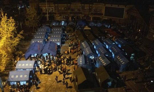 चीनमा भूकम्प : वर्षा र पहिरोका कारण उद्धारमा बाधा