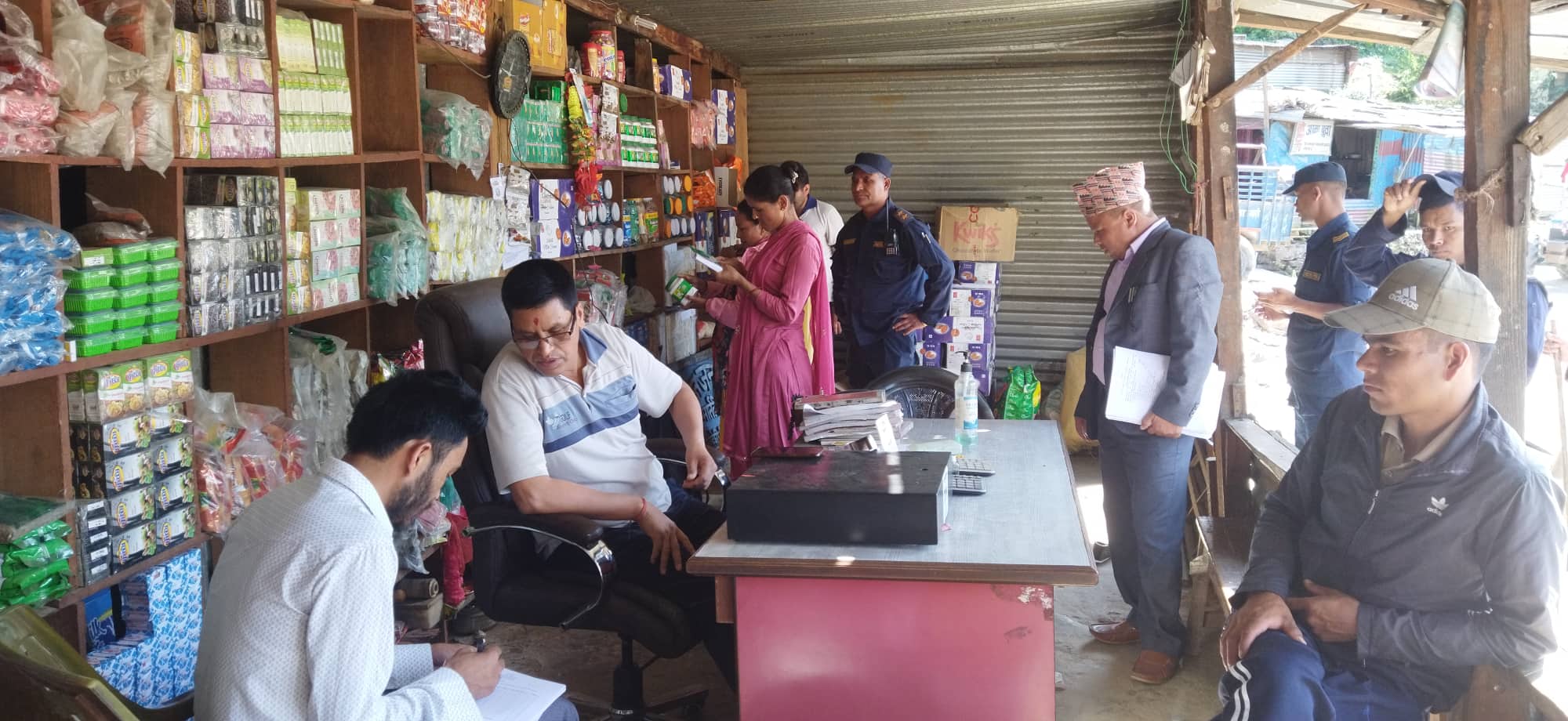 बाजुरामा चाडपर्वलाई लक्षित गरी बजार अनुगमनलाई तिव्र पारिदै