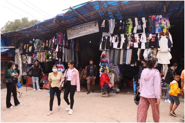 अझै भृकुटीमण्डप बजारलाई दशैँको रौनकले छोएन