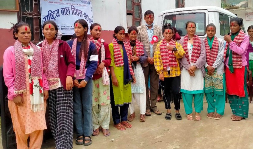 २० वर्षसम्म विवाह नगरेका २० किशोरी सम्मानित