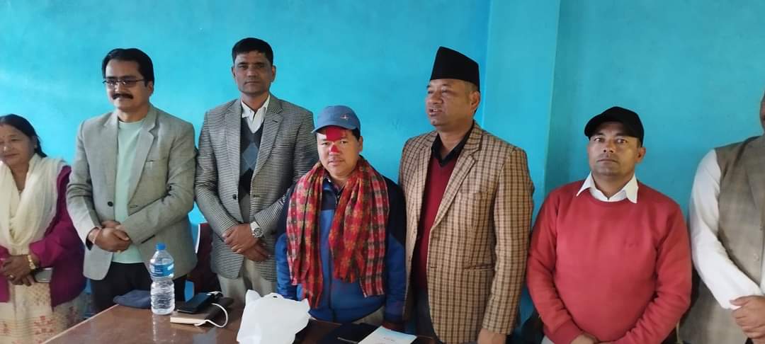 नेकपा एकिकृत समाजवादीका केन्द्रीय सदस्य रावल एमालेमा प्रवेश