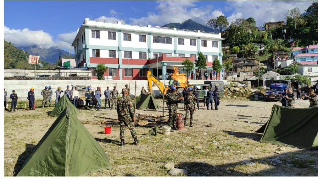 आगलागी नियन्त्रण गर्न मार्तडीमा डेमाे प्रदर्शन