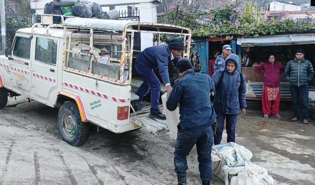 बाजुराका ७० मध्ये ६५ मतदान स्थलका मतपेटिका सदरमुकाम आईपुगे