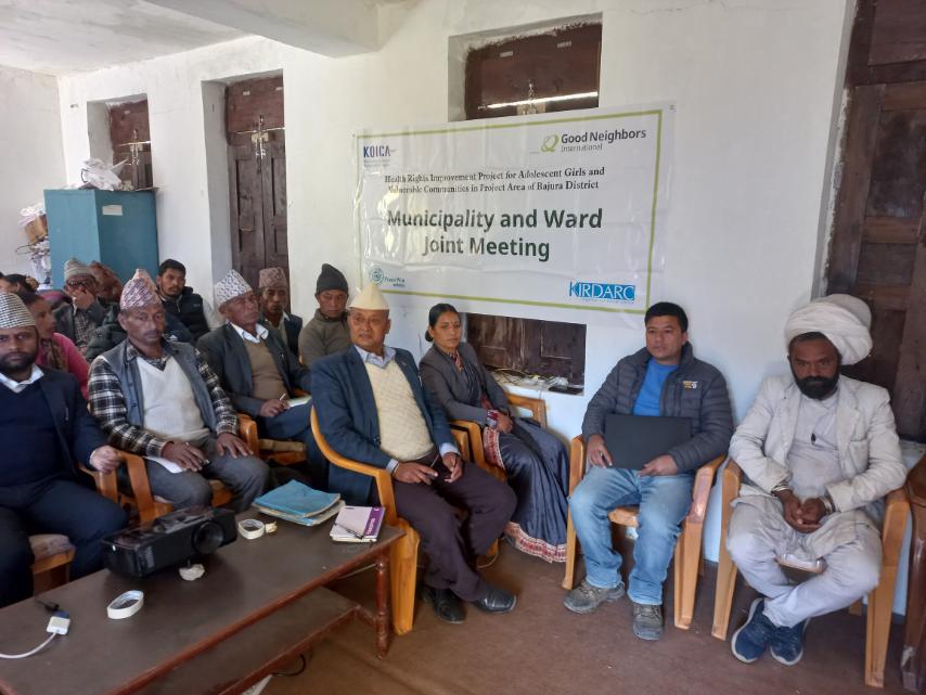 खप्तड क्षेडेदहले महिलामैत्री सार्वजनिक शौचालय बनाउने