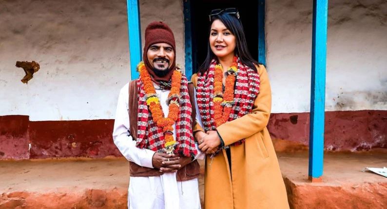 मेरी बास्सैमा देखिँदै माग्ने बुढा