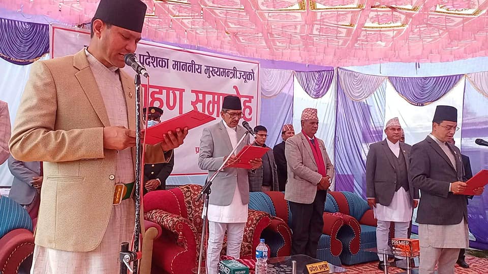 सुदूरपश्चिममा ३ सदस्यीय मन्त्रिमण्डल गठन