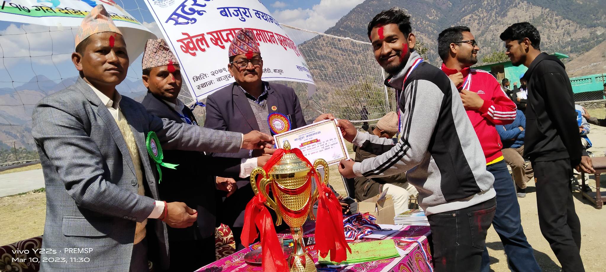 स्ववियु सभापतिका दावेदार नेपाली बक्तृत्वकला प्रतियोगितामा प्रथम