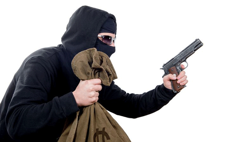 महोत्तरीमा एनएमबि बैंकबाट रकम लुटपाट