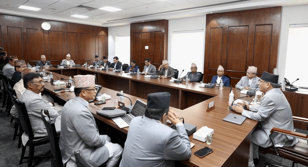 गणतन्त्र दिवसको अवसरमा रेशम चौधरीसहित १८ जना छुट्ने