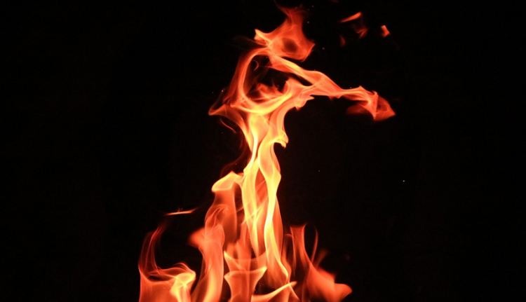 मार्तडीको एक घरमा आगलागी