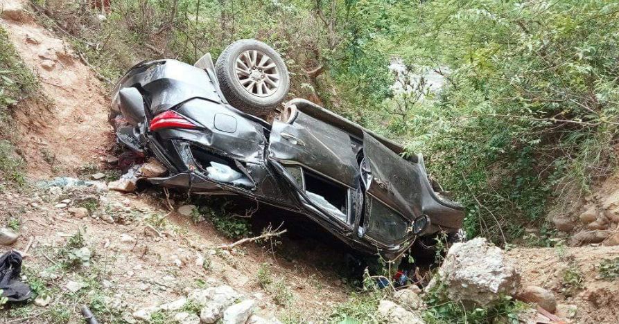 सुदूरपश्चिमका कानुन मन्त्री सवार गाडी दुर्घटना, मन्त्रीसहित ४ जना घाइते