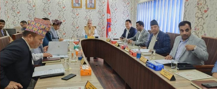 संघीय सरकारलाई चुनौती दिँदै बागमती प्रदेश सरकारले गर्‍यो कर्मचारीको बढुवा