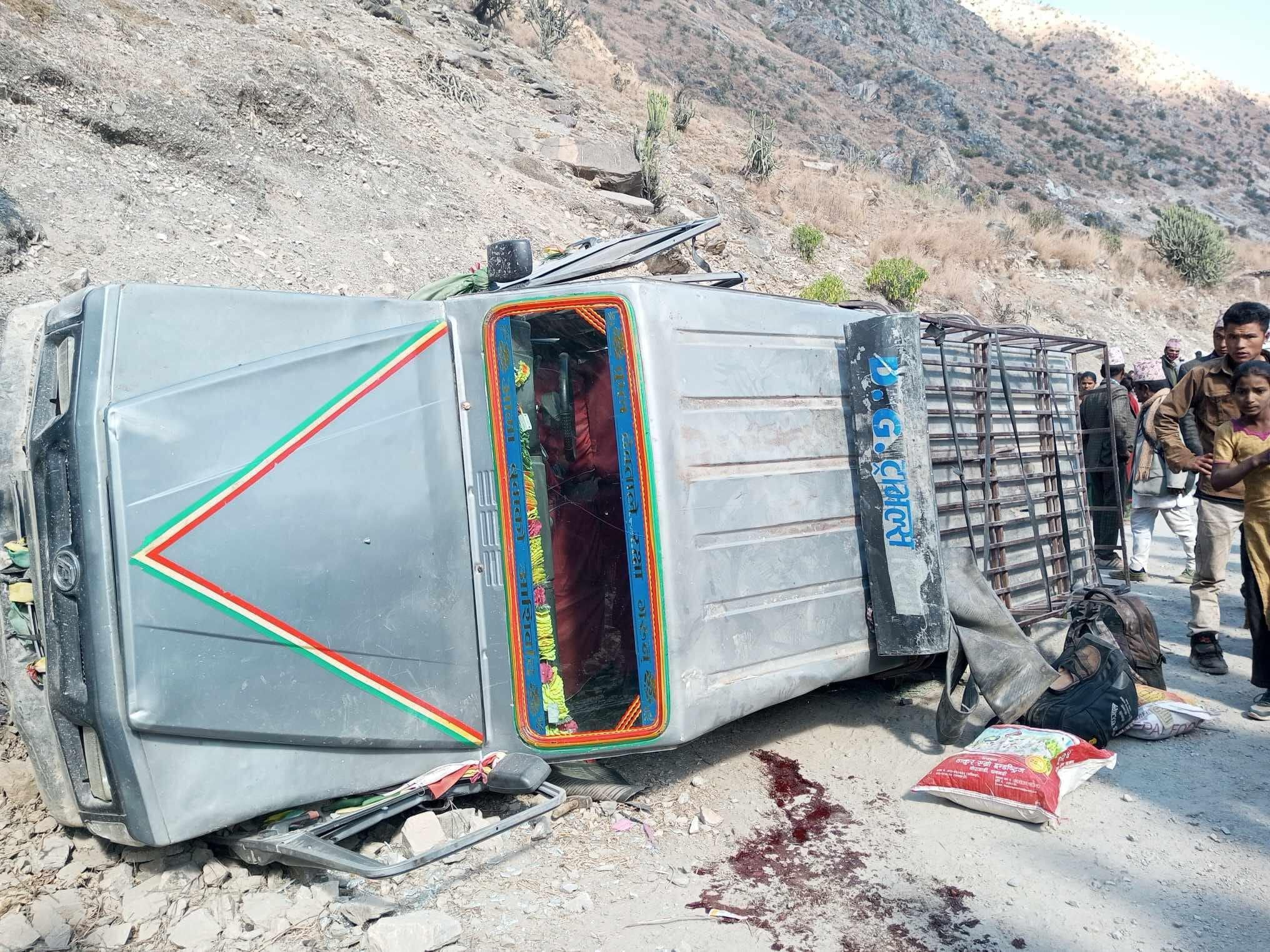 धुलाचौरबाट कोल्टी आउँदै गरेको जीप दुर्घटना, १ जनाको मृत्यु