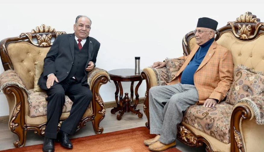 सिंहदरबारमा प्रचण्ड–ओली भेटवार्ता