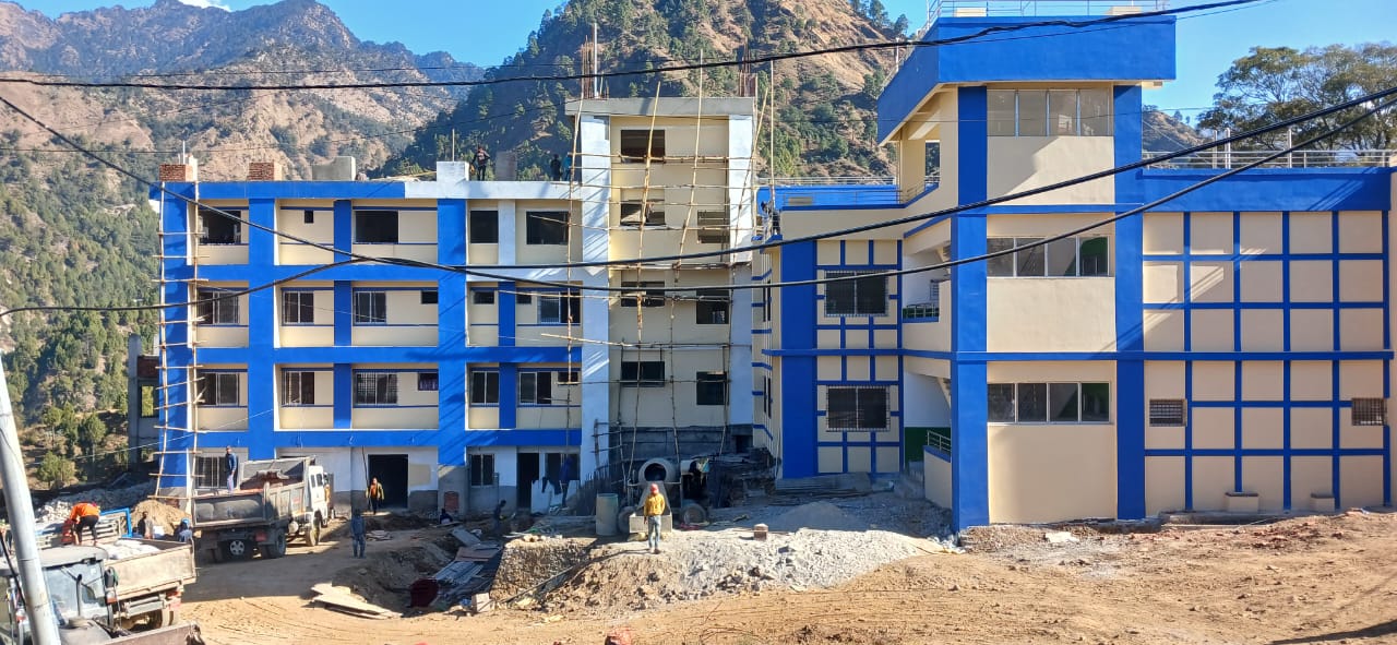 जिल्ला अस्पताल बाजुराले माग्याे ठुलाे संख्यामा कर्मचारी (सूचनासहित)