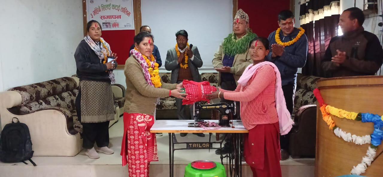 बडीमालिकाका महिलालाई आत्मनिर्भर बनाउन सिलाई कटाई तालिम