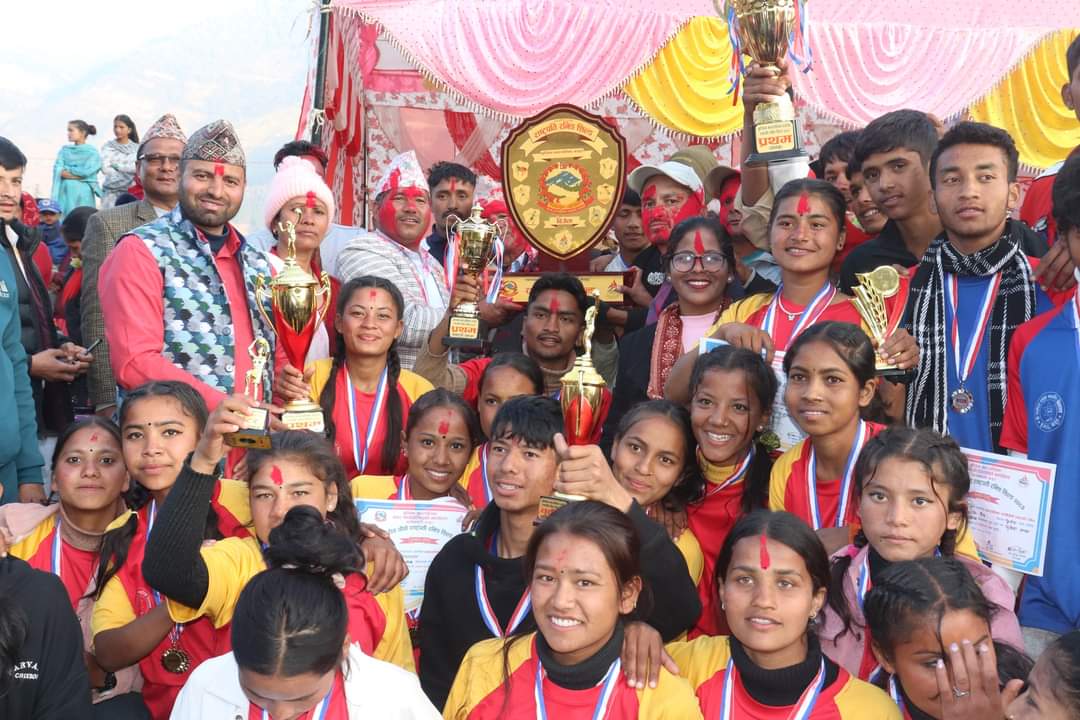 बुढीगंगामा चाैथाे राष्ट्रपति रनिङ शिल्डकाे उपाधि भानाेदय माविलाई