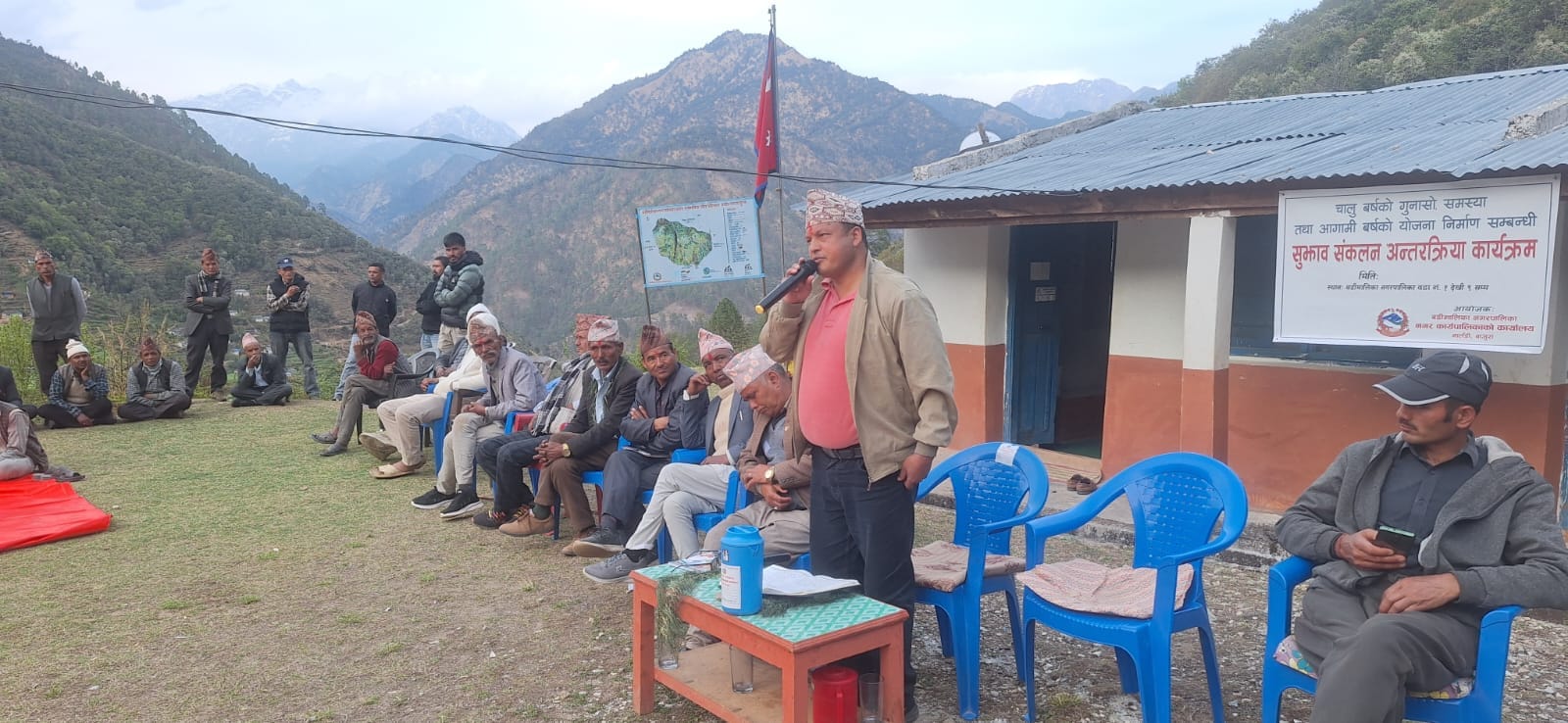 जनताका गुनासासहितका सुझाव संकलन गर्न नगरप्रमुख खड्का गाउँ केन्द्रित