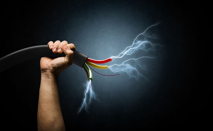 बाजुरामा करेन्ट लागेर २ जना घाइते, जिल्ला अस्पतालमा उपचार हुँदै