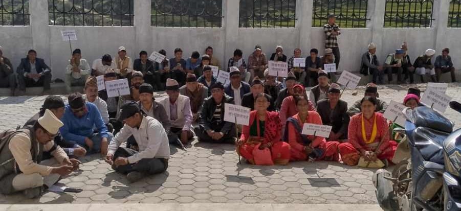 खप्तड छेडेदह गाउँपालिका: जहाँ आफ्नै बहुमतका विरुद्ध काँग्रेस कार्यकर्ता आन्दोलित