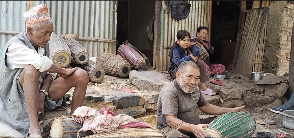 बादी समुदायको पुर्ख्यौली पेसा सङ्कटमा