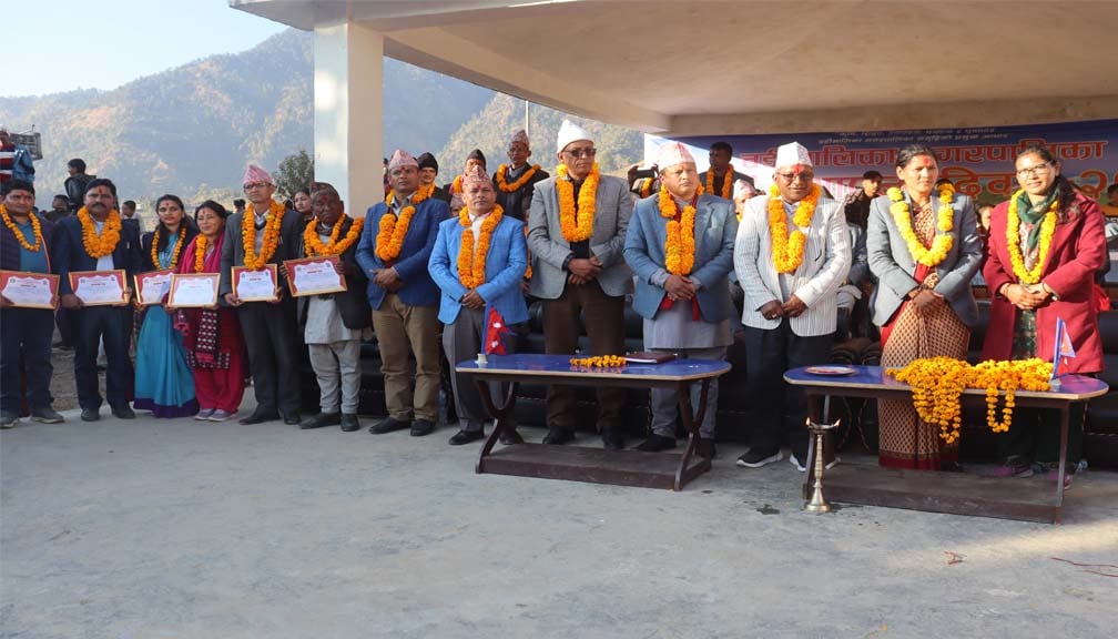 बडीमालिकाको १० औं स्थापना दिवसमा १३ जना सम्मानित