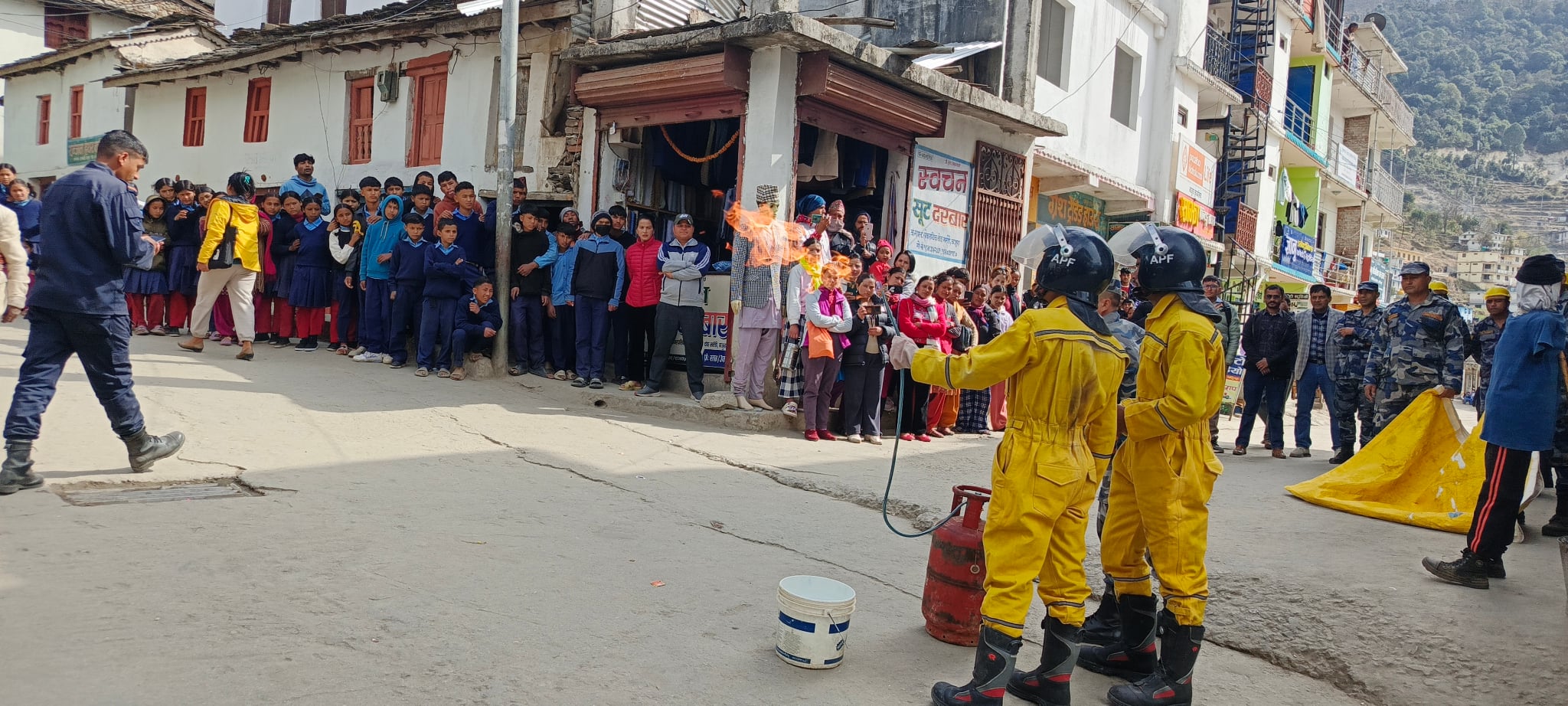 आगलागी नियन्त्रण बारे जनचेतना जगाउन मार्तडीमा डेमो प्रदर्शन