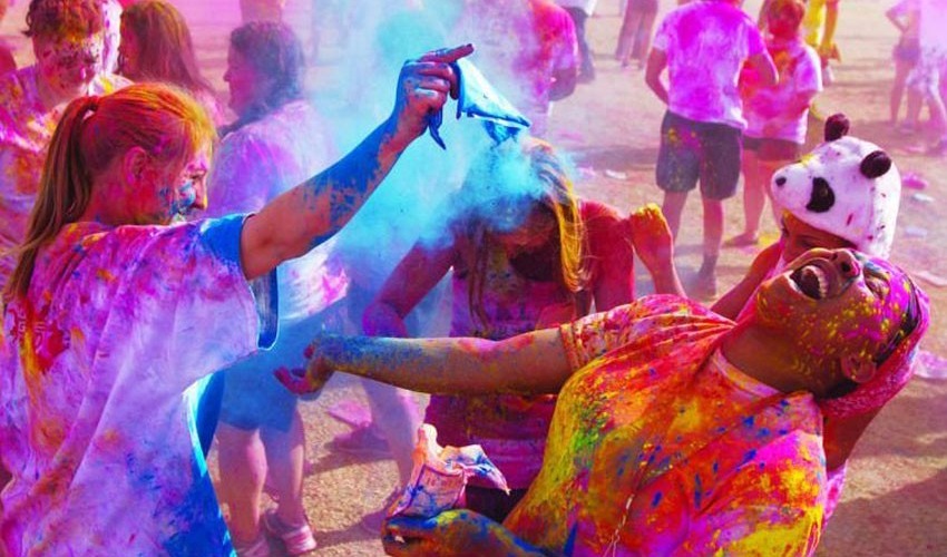 तराई तथा मधेसमा आज होली मनाइँदै