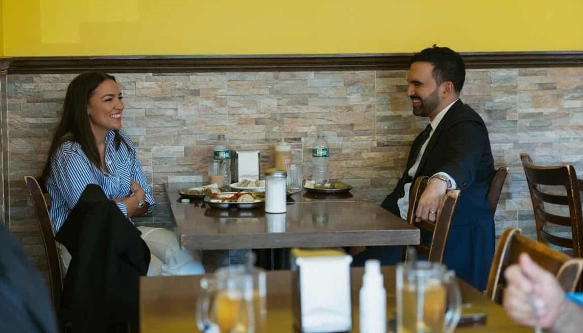 न्युयोर्कका नवनिर्वाचित मेयरको मो:मो: मोह